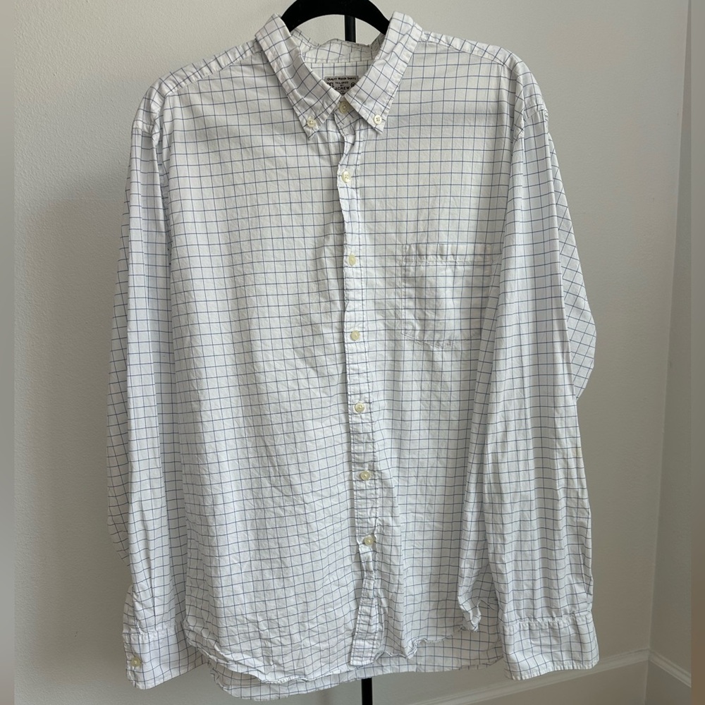 J. Crew White and Blue Checkered Men's Shirt XL